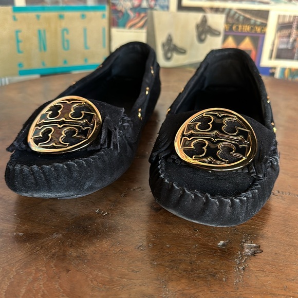 ((3 for 1 Bundle)) for the Tory Burch Flat Lover! - Picture 9 of 15
